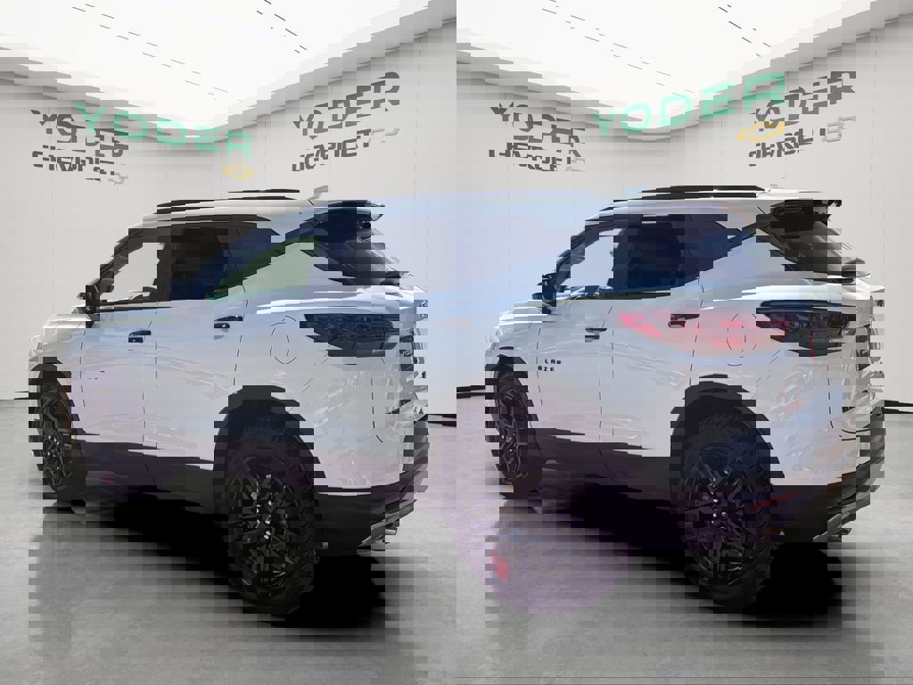 Used 2023 Chevrolet Blazer LT image 9