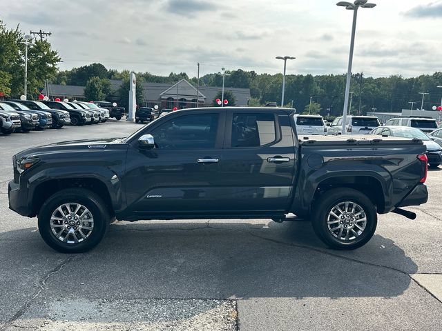 Used 2024 Toyota Tacoma Limited AWD/4WD image 7