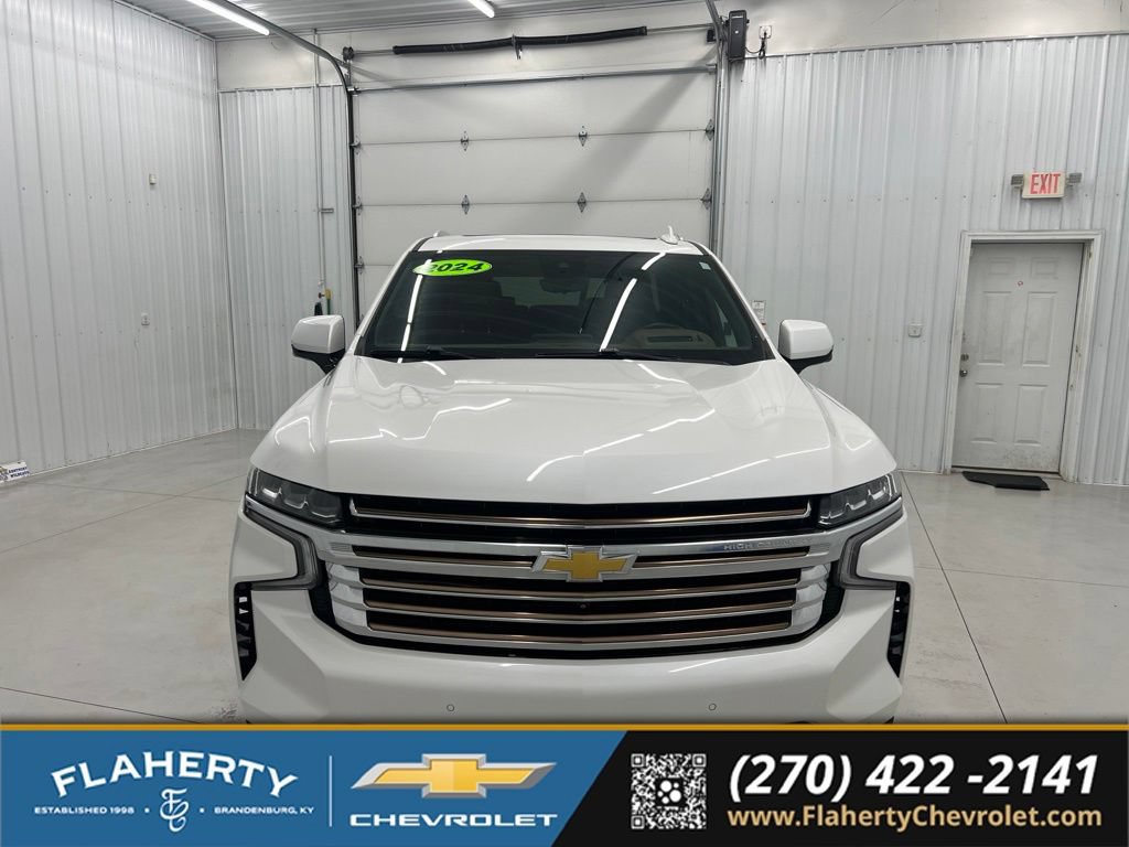 Used 2024 Chevrolet Tahoe High Country AWD/4WD image 7