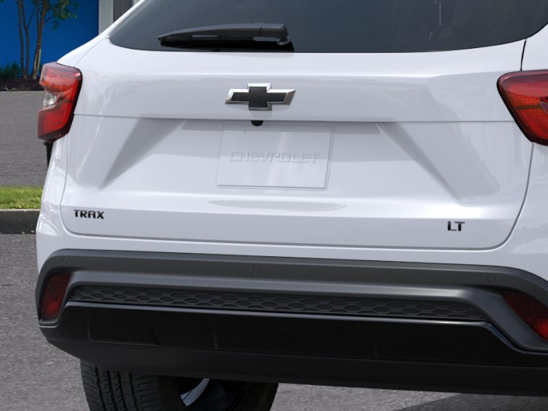 New 2026 Chevrolet Trax LT w/ Sunroof Package FWD image 16