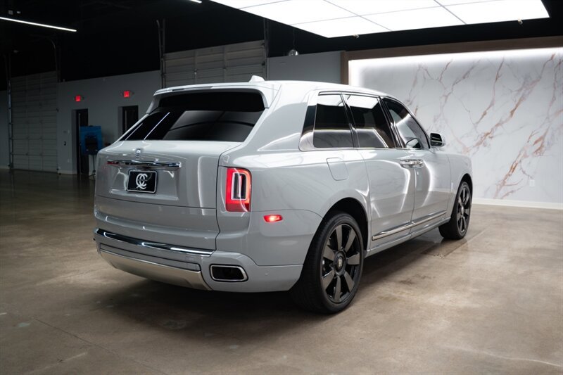 Used 2020 Rolls-Royce Cullinan AWD/4WD image 28