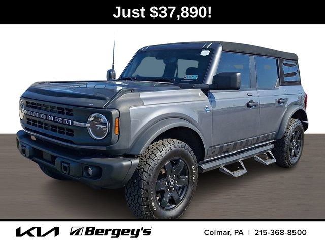Used 2023 Ford Bronco Black Diamond image 1