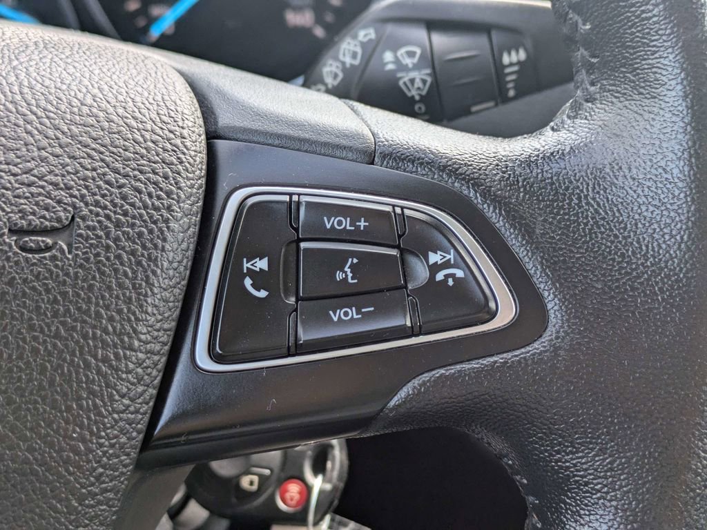 Used 2018 Ford Escape SEL w/ Ford Safe & Smart Package AWD/4WD image 27