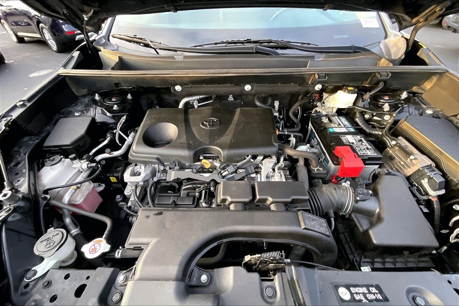 Used 2021 Toyota RAV4 XLE image 10