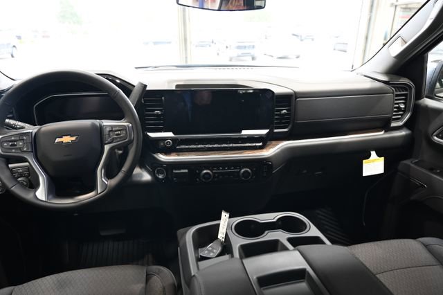 New 2026 Chevrolet Silverado 1500 LT AWD/4WD image 13