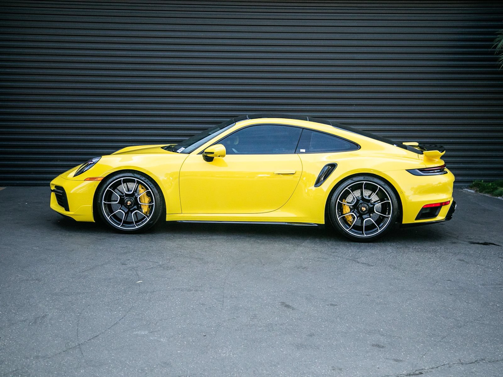 Used 2022 Porsche 911 Turbo S AWD/4WD image 2