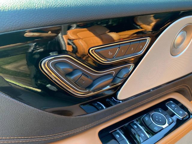 Certified 2023 Lincoln Aviator Black Label w/ Class IV Trailer Tow Package AWD/4WD image 14