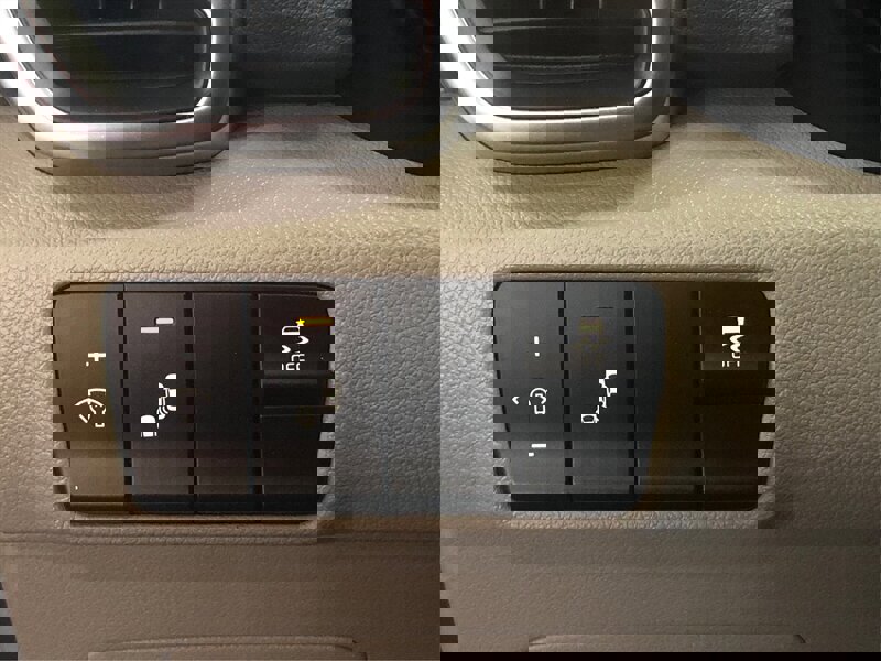 Used 2018 Kia Sportage EX image 28