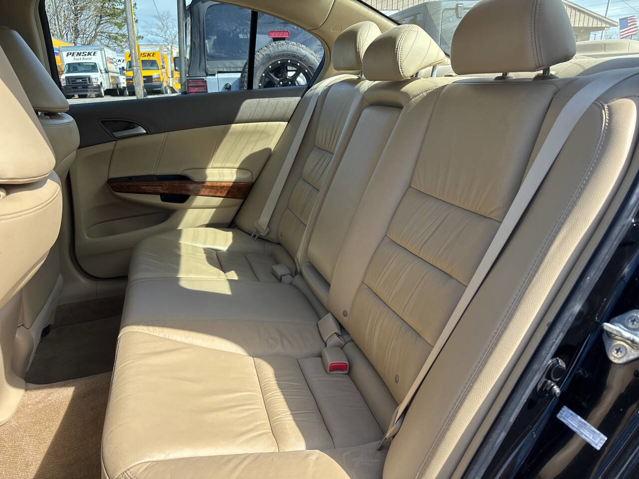 Used 2009 Honda Accord EX-L image 27