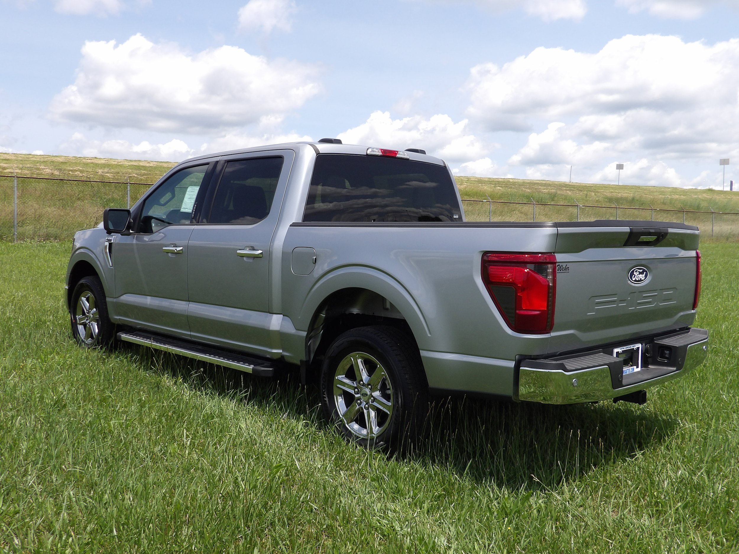 New 2024 Ford F150 XLT w/ Mobile Office Package RWD image 9