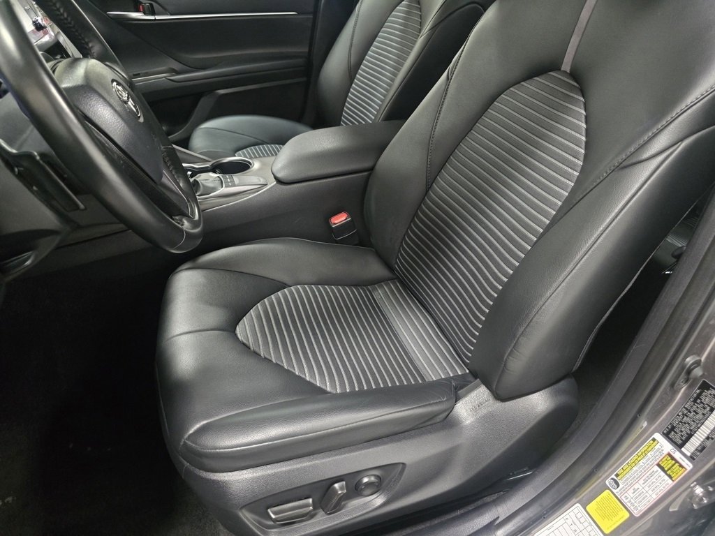 Used 2024 Toyota Camry SE image 20