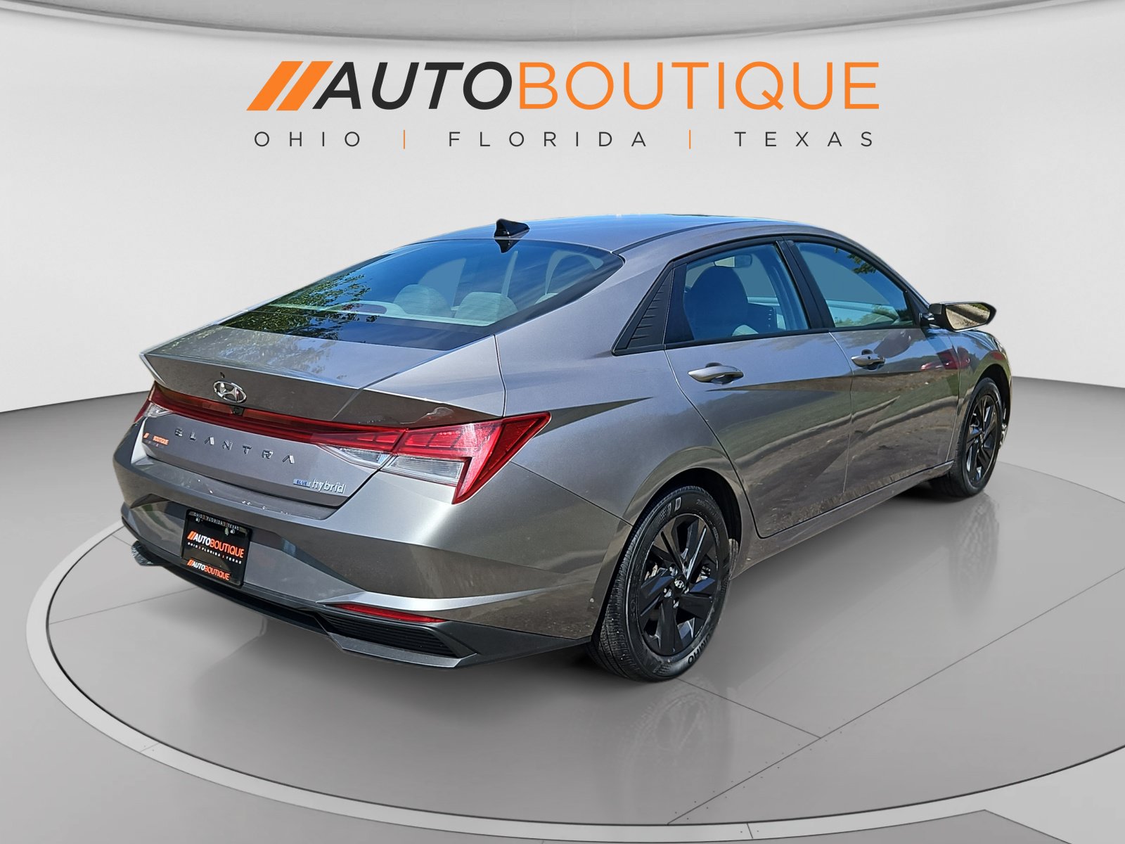 Used 2023 Hyundai Elantra Blue w/ Cargo Package FWD image 5