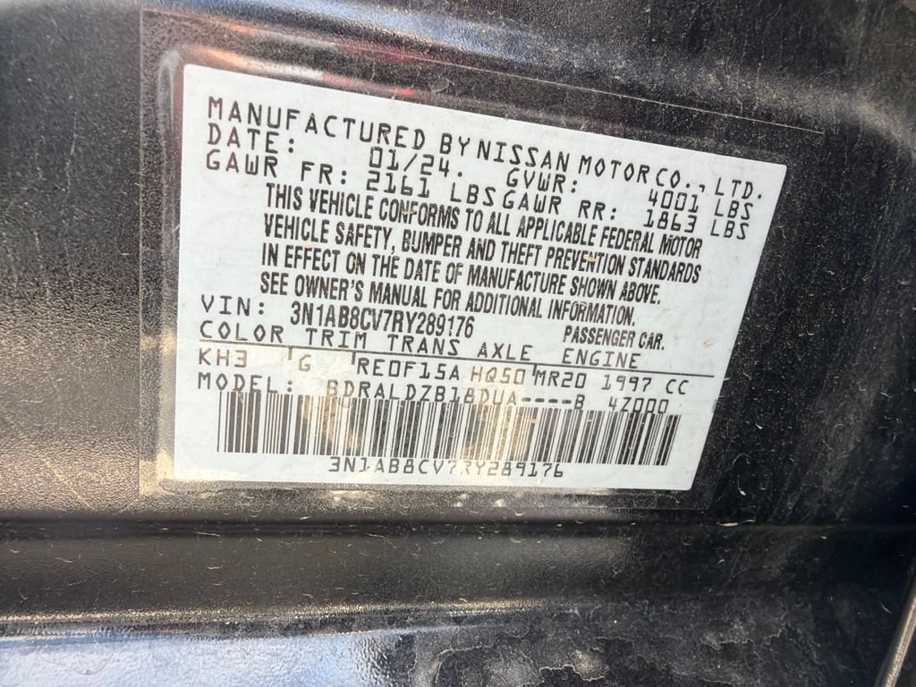 Used 2024 Nissan Sentra SV FWD image 11