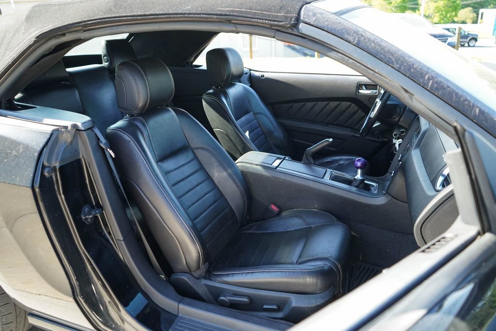 Used 2013 Ford Mustang GT Premium w/ Security Pkg image 12