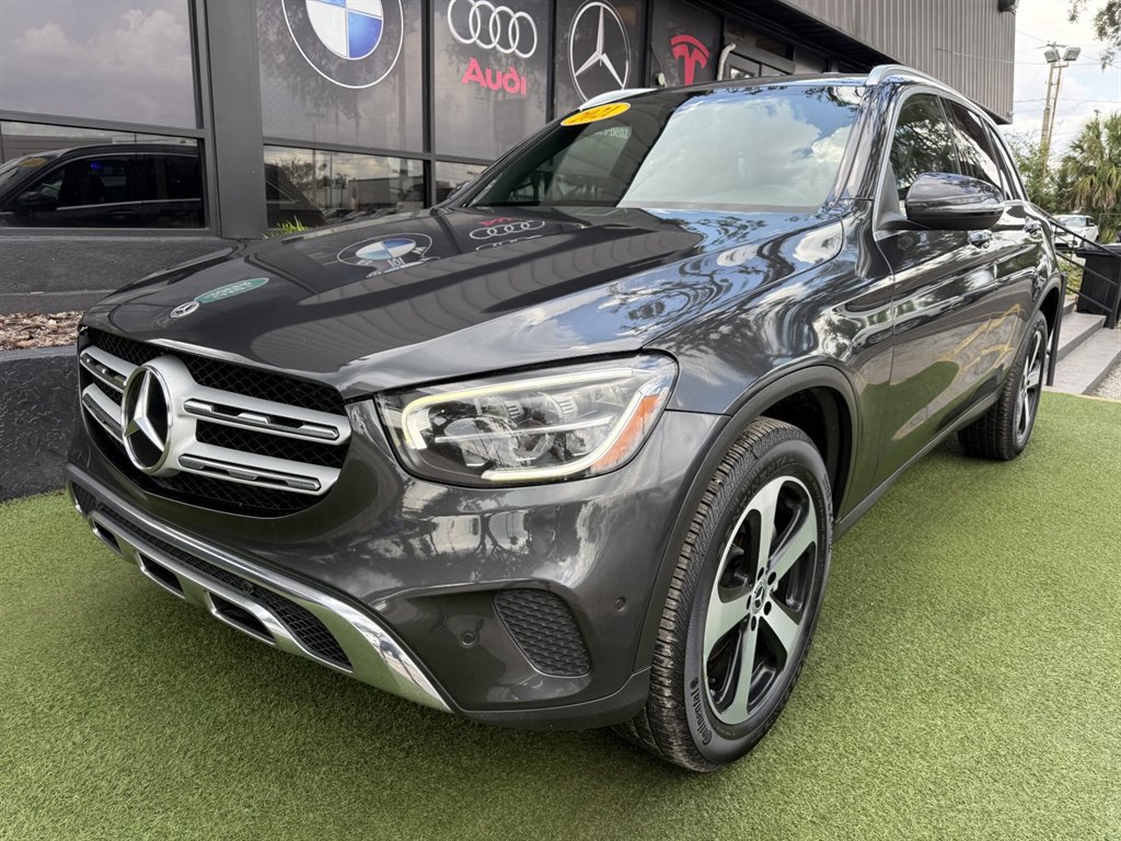 Used 2021 Mercedes-Benz GLC 300 image 1