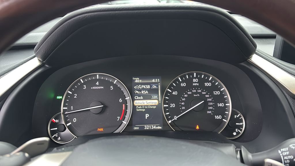Used 2022 Lexus RX 350L Premium w/ Premium Package image 16