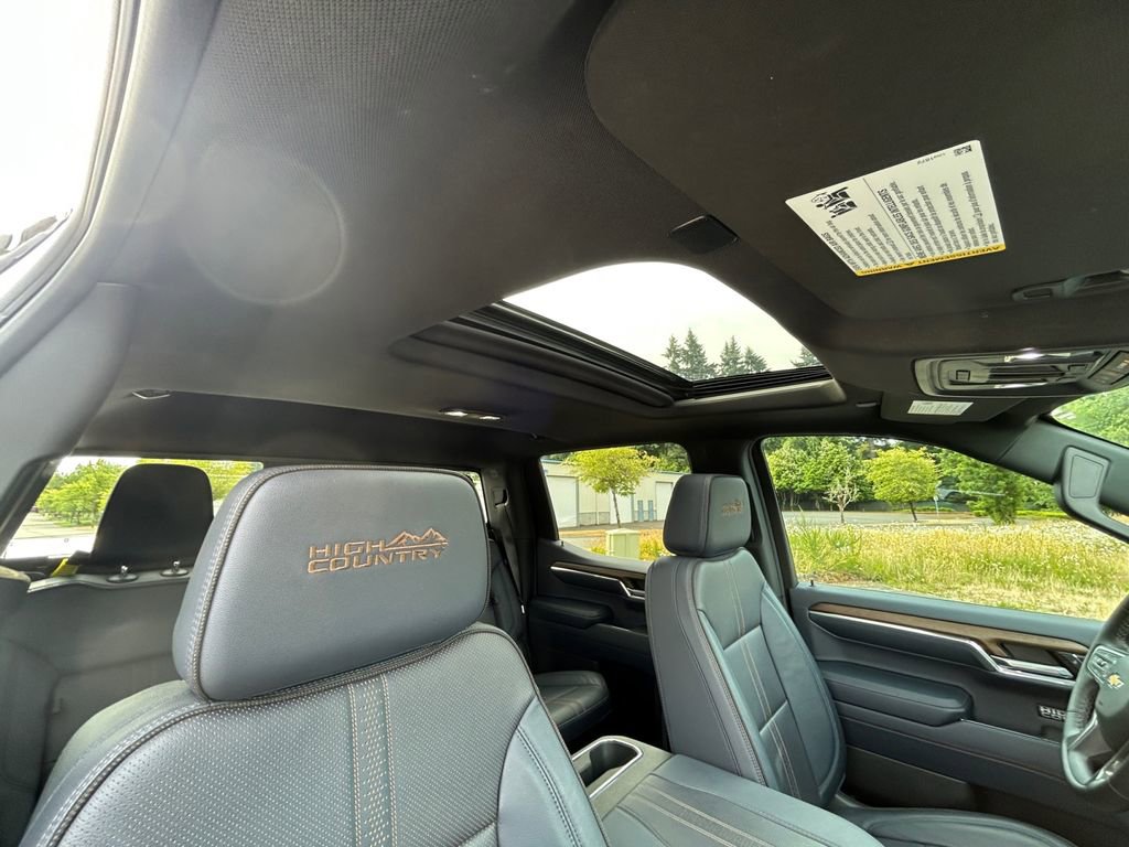 Used 2024 Chevrolet Silverado 1500 High Country w/ Technology Package image 27