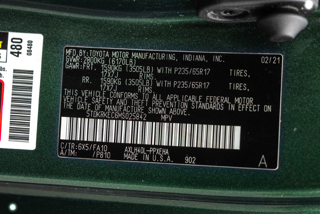 Used 2021 Toyota Sienna LE FWD image 35