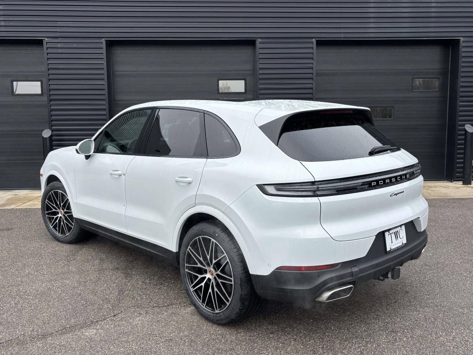 New 2026 Porsche Cayenne image 8
