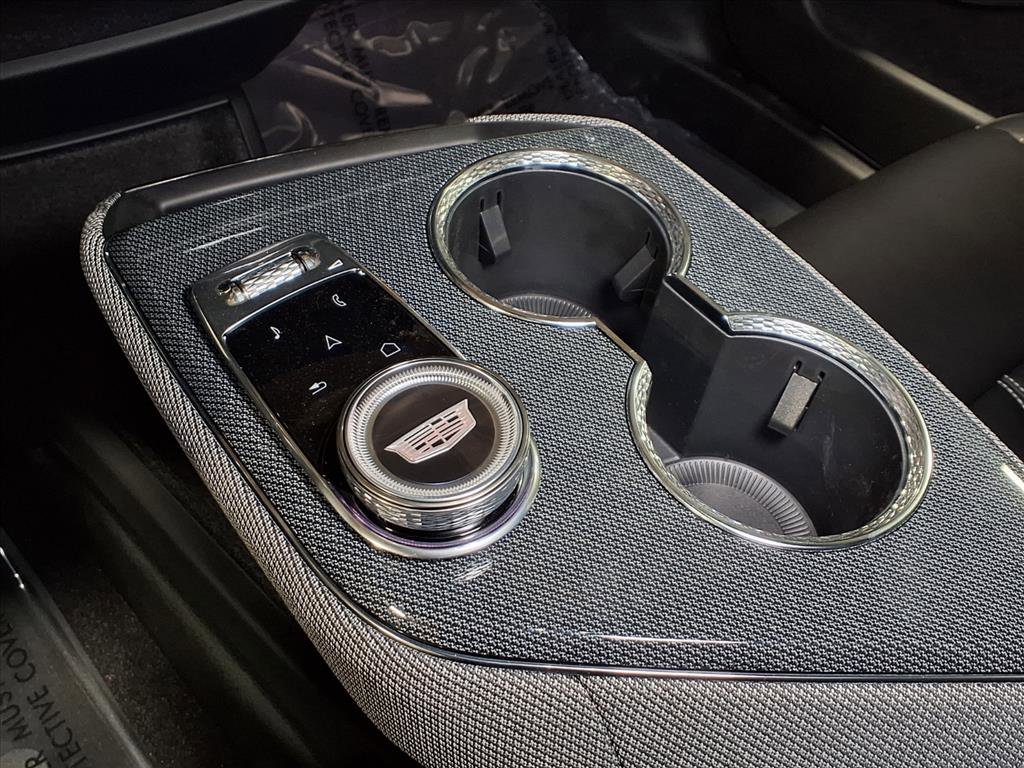 New 2026 Cadillac Optiq Sport 1 image 19