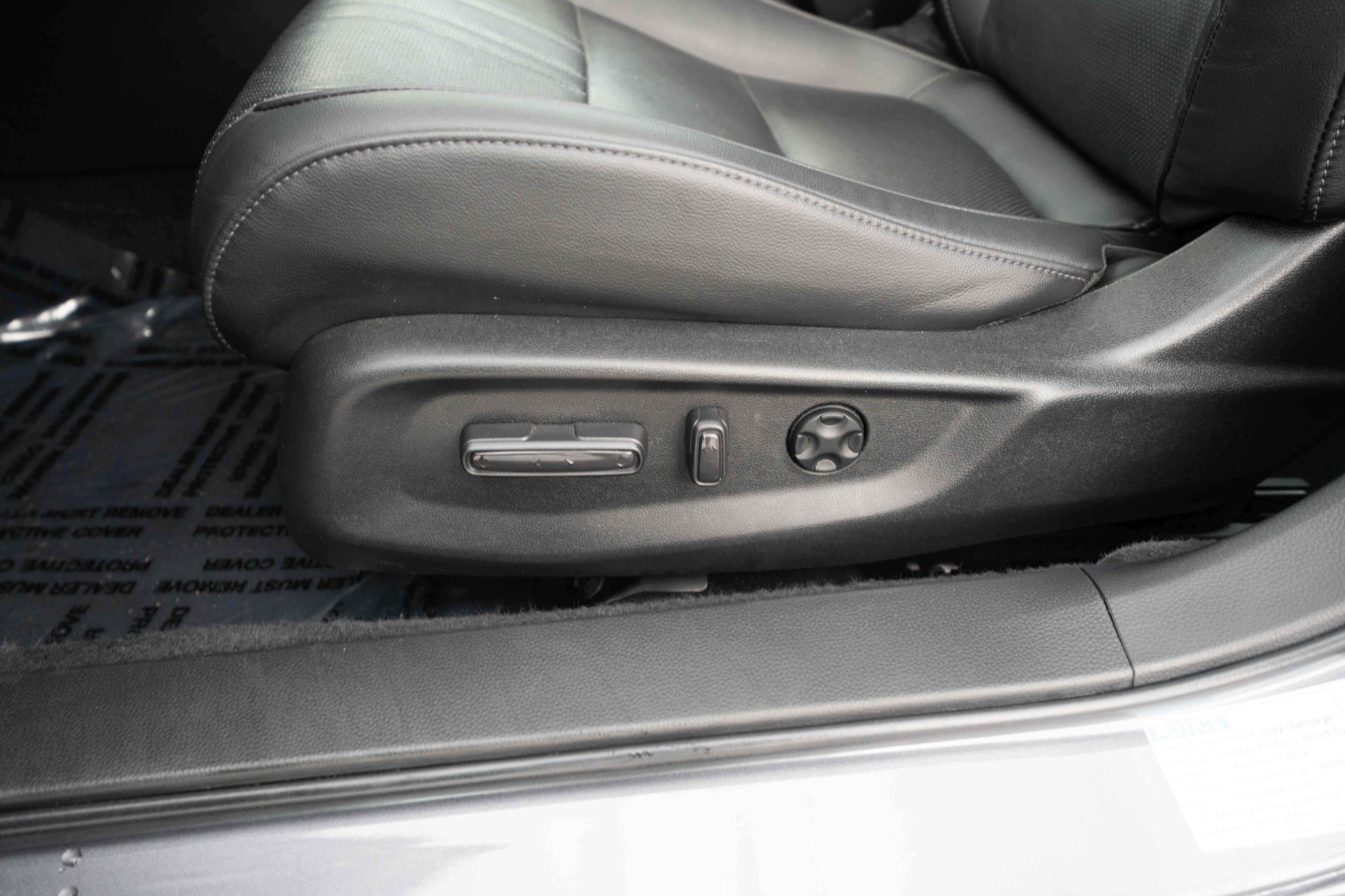 Used 2022 Honda Accord Touring image 12