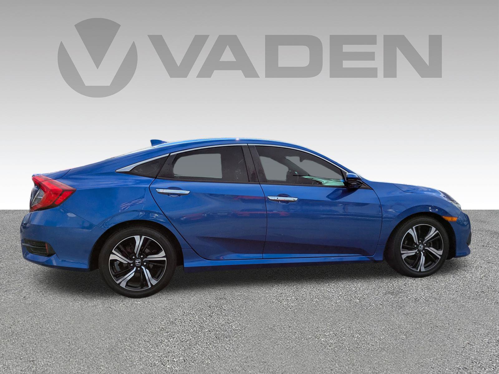 Used 2017 Honda Civic Touring image 23