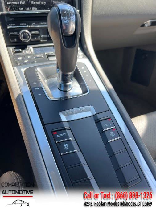 Used 2014 Porsche Cayman RWD image 9