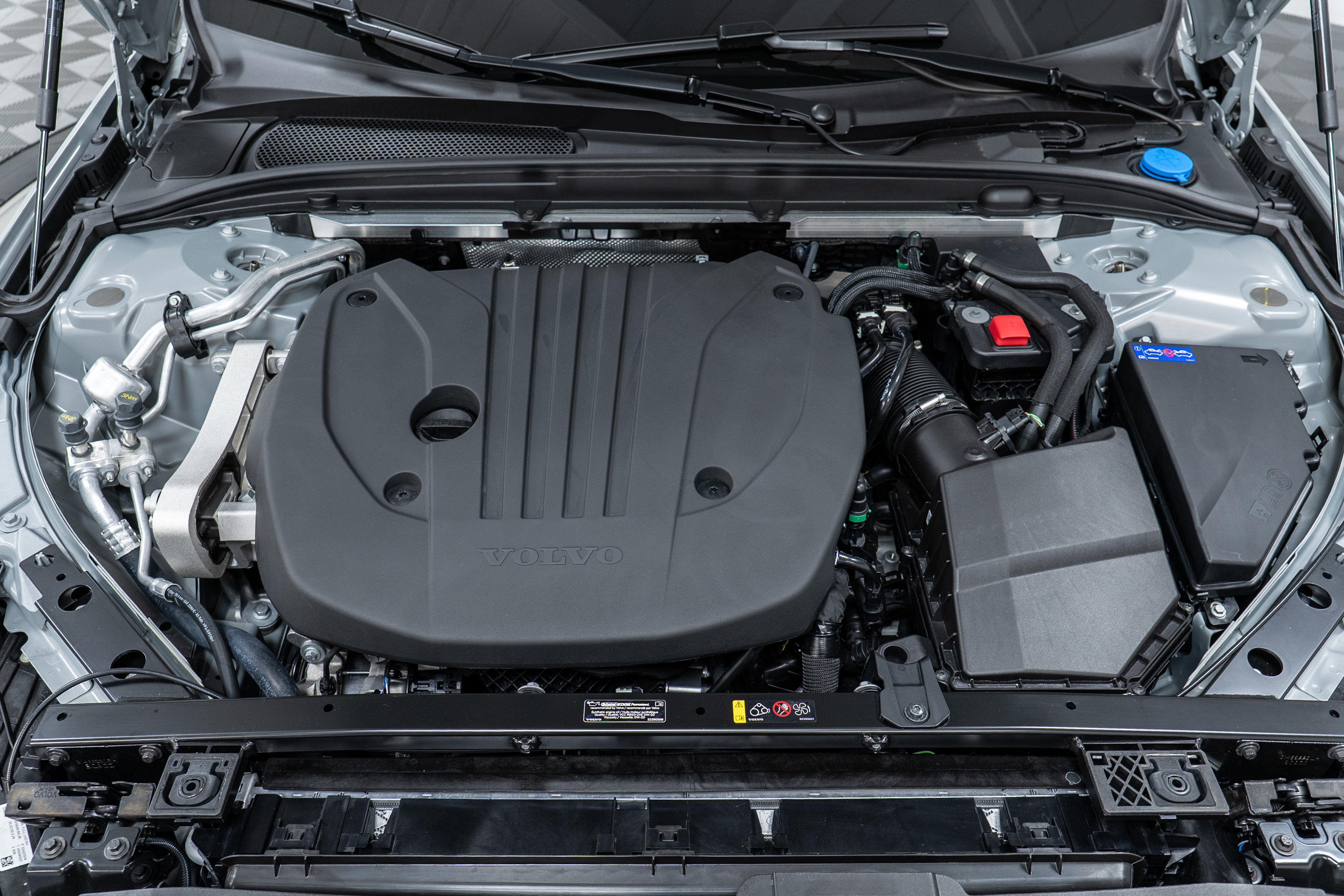 New 2026 Volvo V60 B5 Cross Country Plus w/ Climate Package image 9