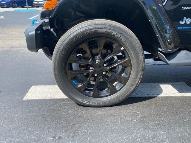 Used 2023 Jeep Wrangler Unlimited Sahara w/ Cold Weather Group image 12