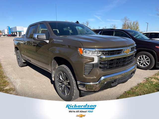 Used 2023 Chevrolet Silverado 1500 LT w/ Max Trailering Package AWD/4WD image 1