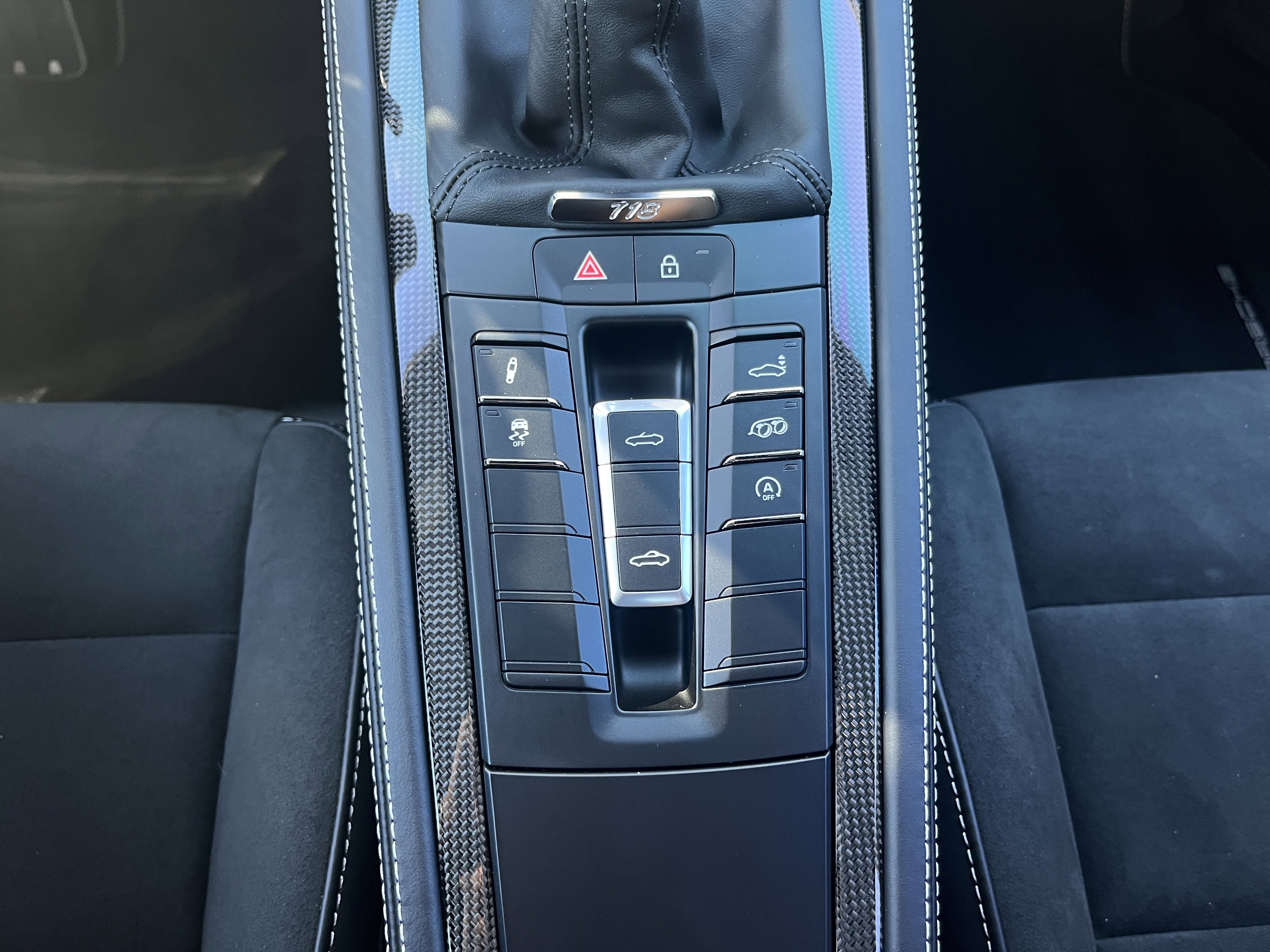 Used 2025 Porsche 718 Boxster GTS image 39