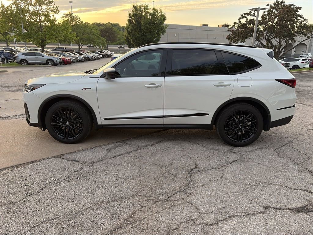 Used 2025 Acura MDX A-Spec AWD/4WD image 8