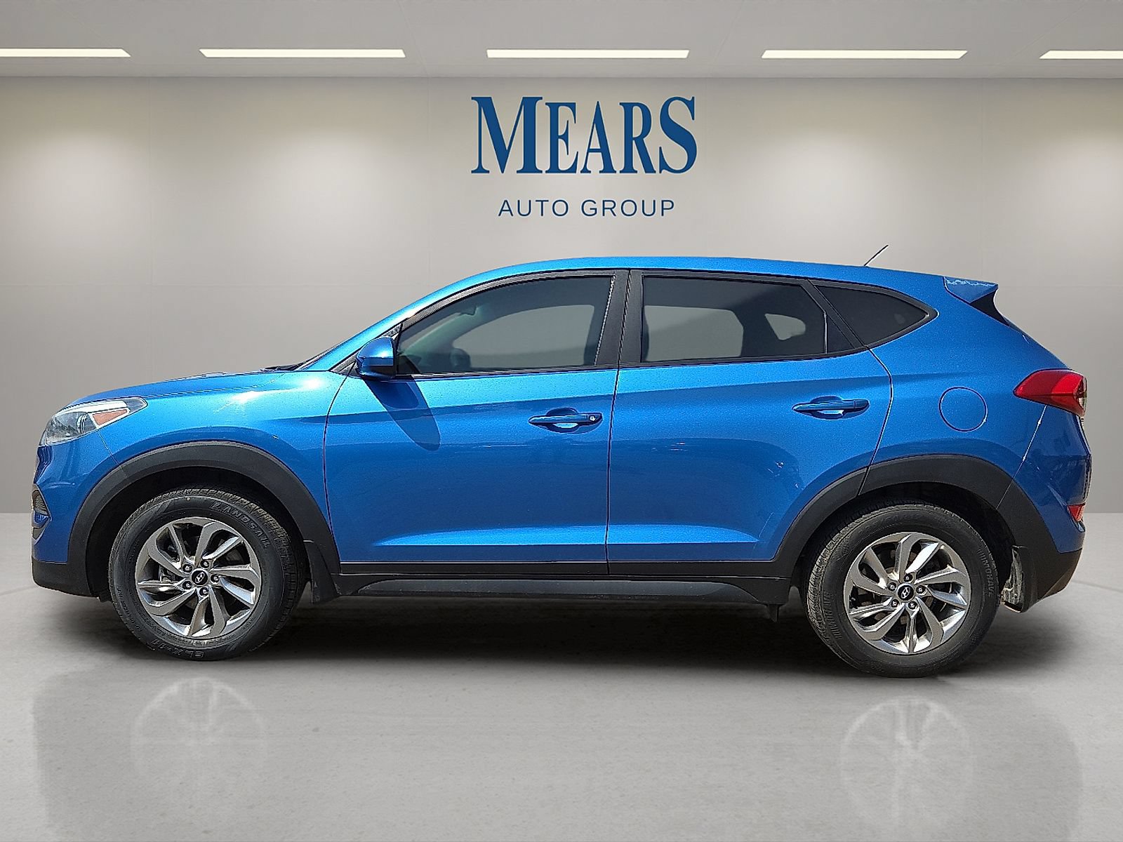 Used 2018 Hyundai Tucson SE FWD image 2