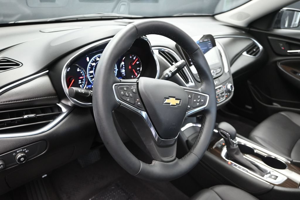 Used 2024 Chevrolet Malibu LT FWD image 13