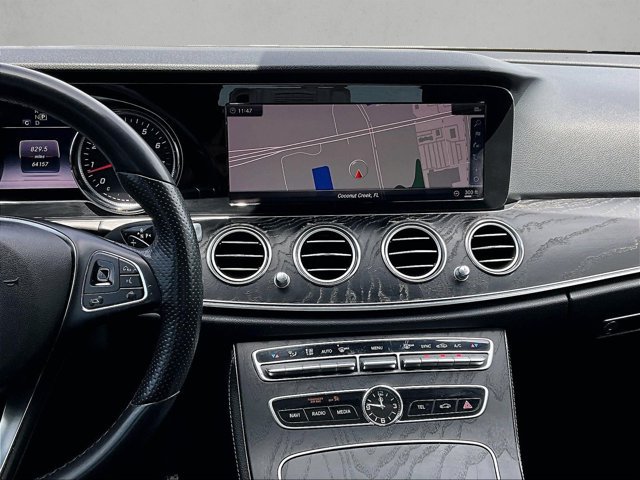 Used 2018 Mercedes-Benz E 300 image 8