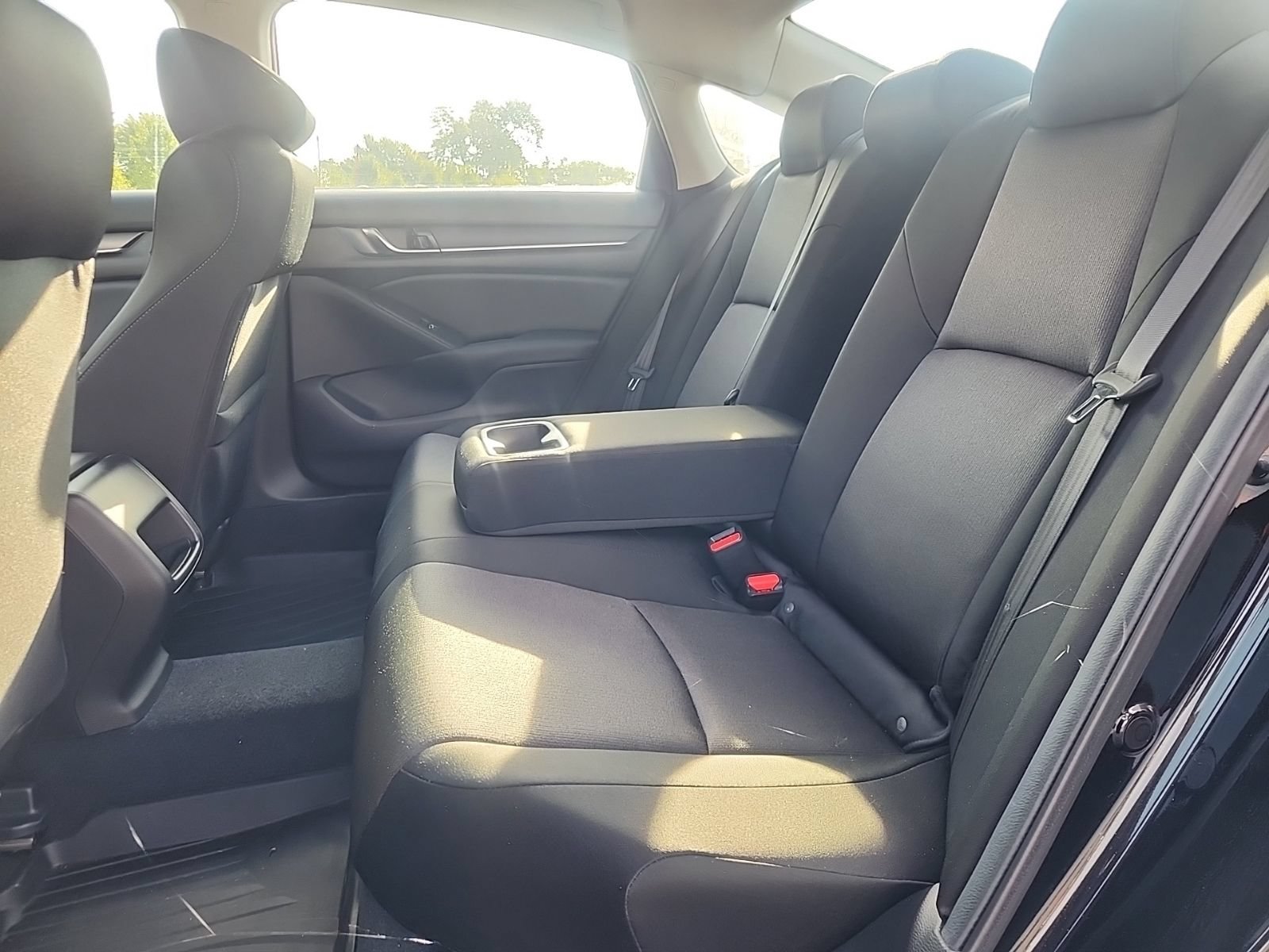 Used 2022 Honda Accord LX image 9