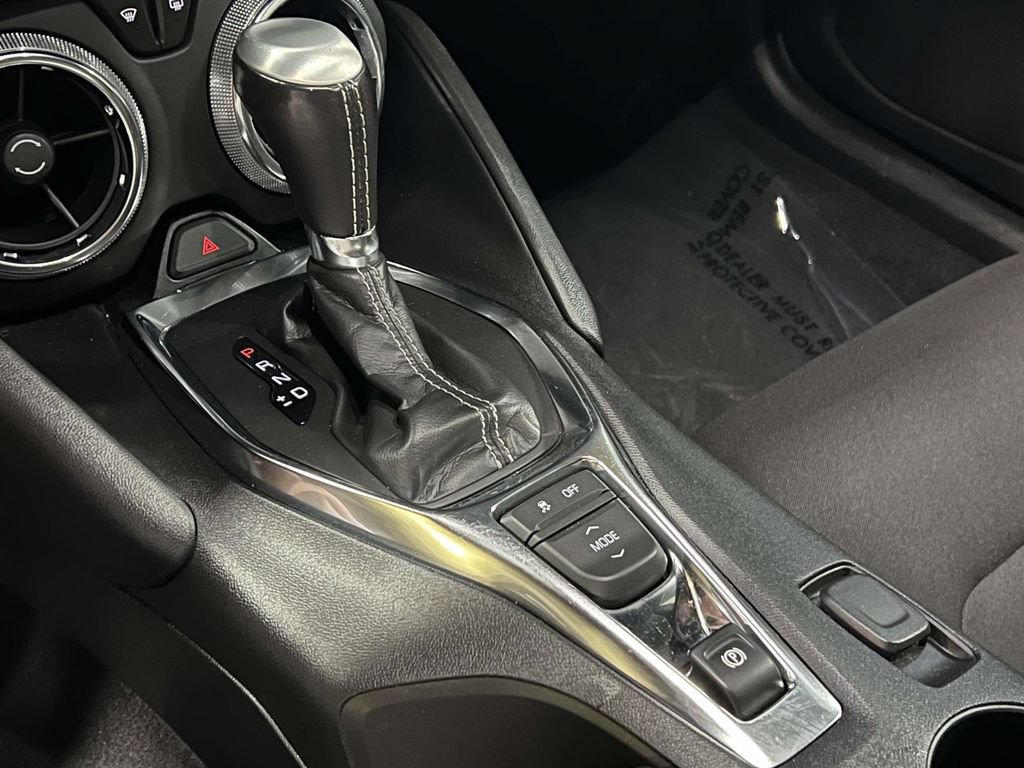 Used 2022 Chevrolet Camaro LT RWD image 19