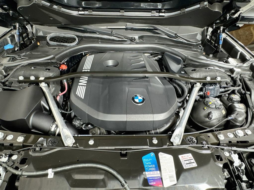 Used 2025 BMW 740i xDrive AWD/4WD image 20
