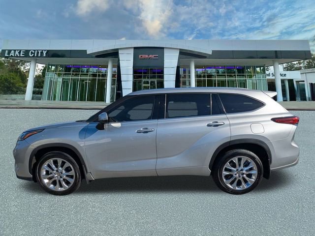 Used 2020 Toyota Highlander Limited image 6