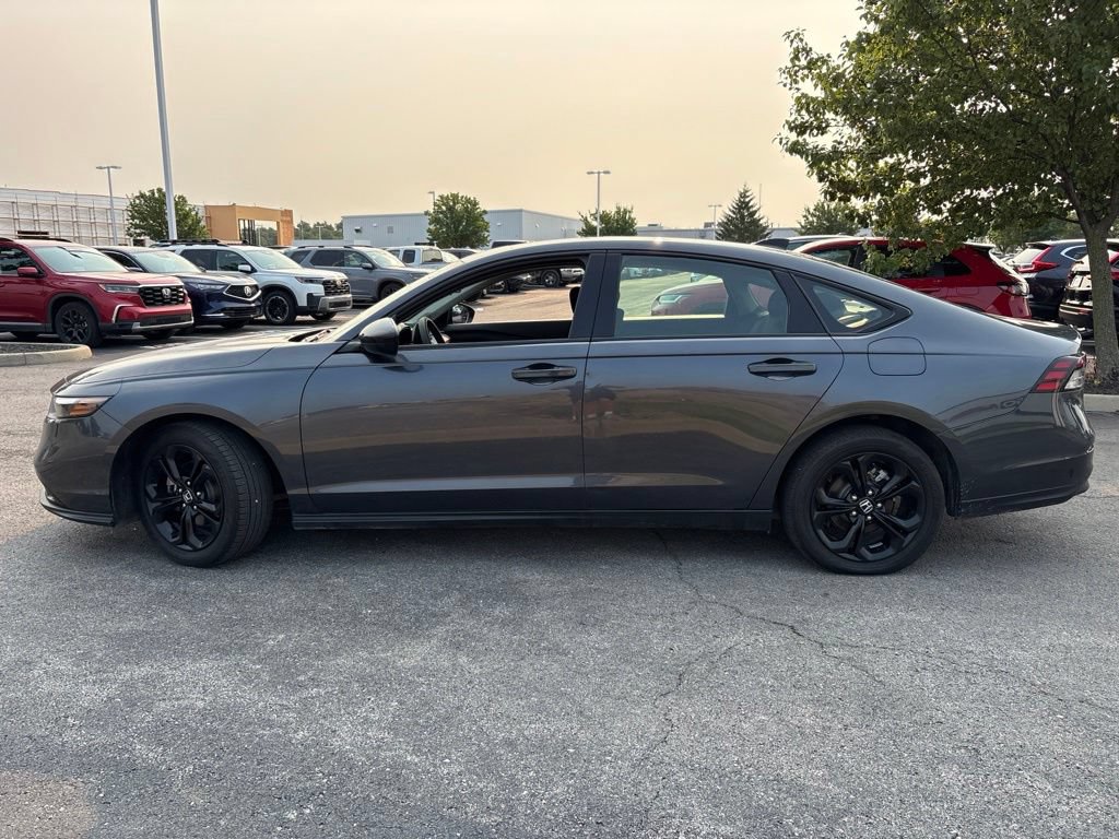 Used 2025 Honda Accord SE image 7