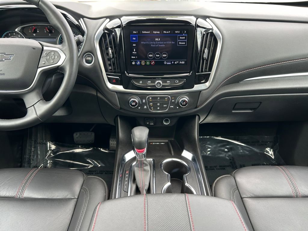 Used 2023 Chevrolet Traverse RS image 13