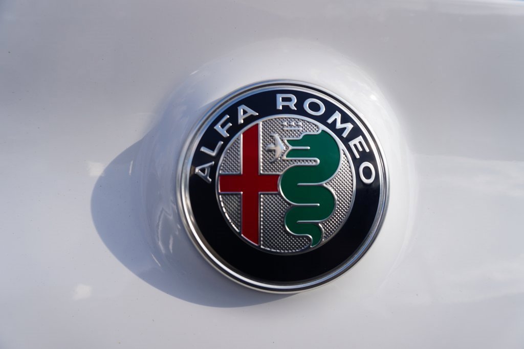 Used 2022 Alfa Romeo Giulia Veloce image 29