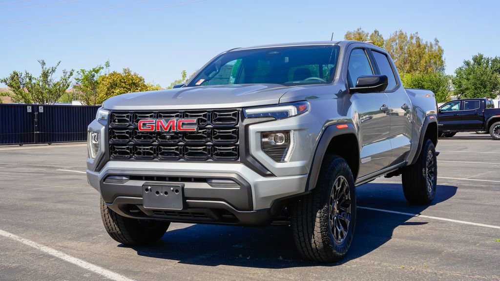 New 2026 GMC Canyon Elevation w/ Technology Package image 2