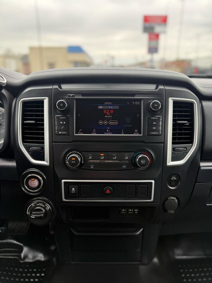 Used 2019 Nissan Titan S w/ S Utility Package image 16