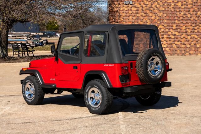 Used 1993 Jeep Wrangler S image 4