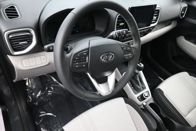 New 2026 Hyundai Venue SEL FWD image 16