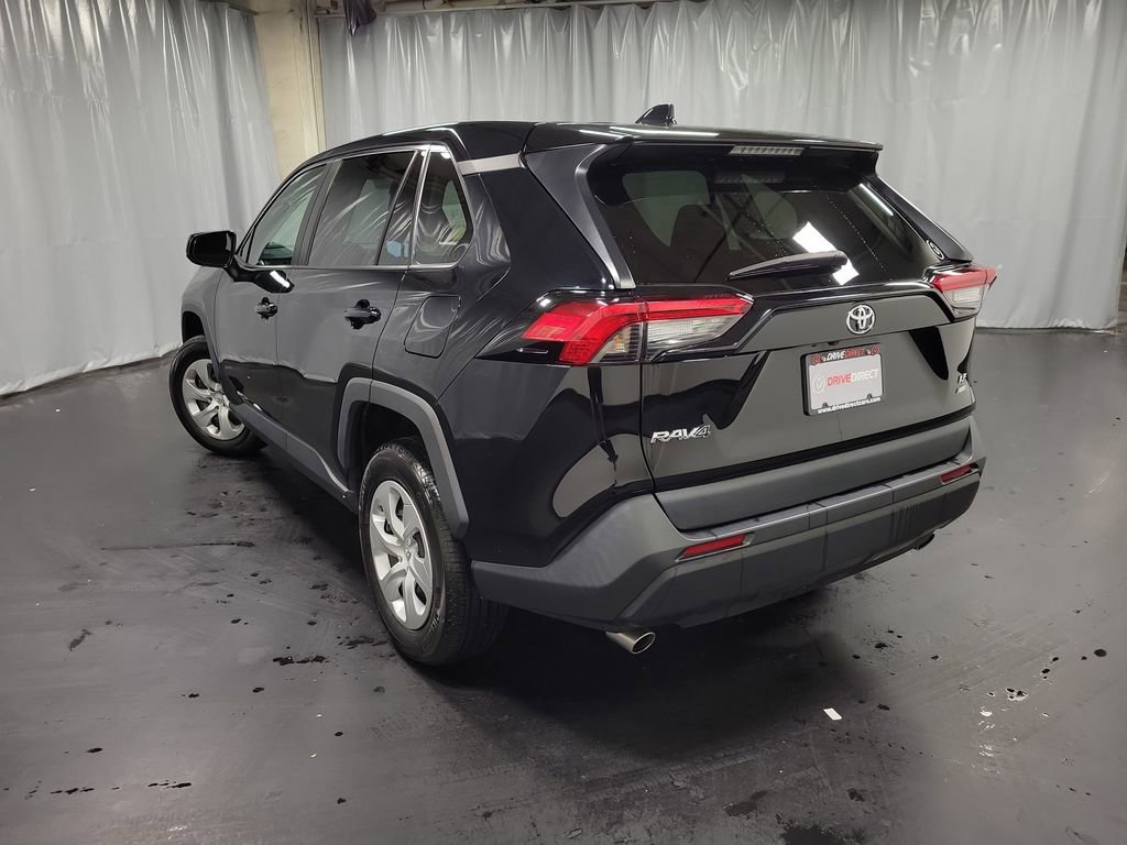 Used 2023 Toyota RAV4 LE image 6