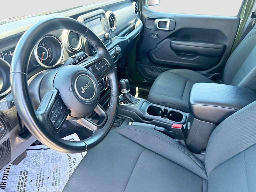Used 2021 Jeep Wrangler Unlimited Sport AWD/4WD image 25