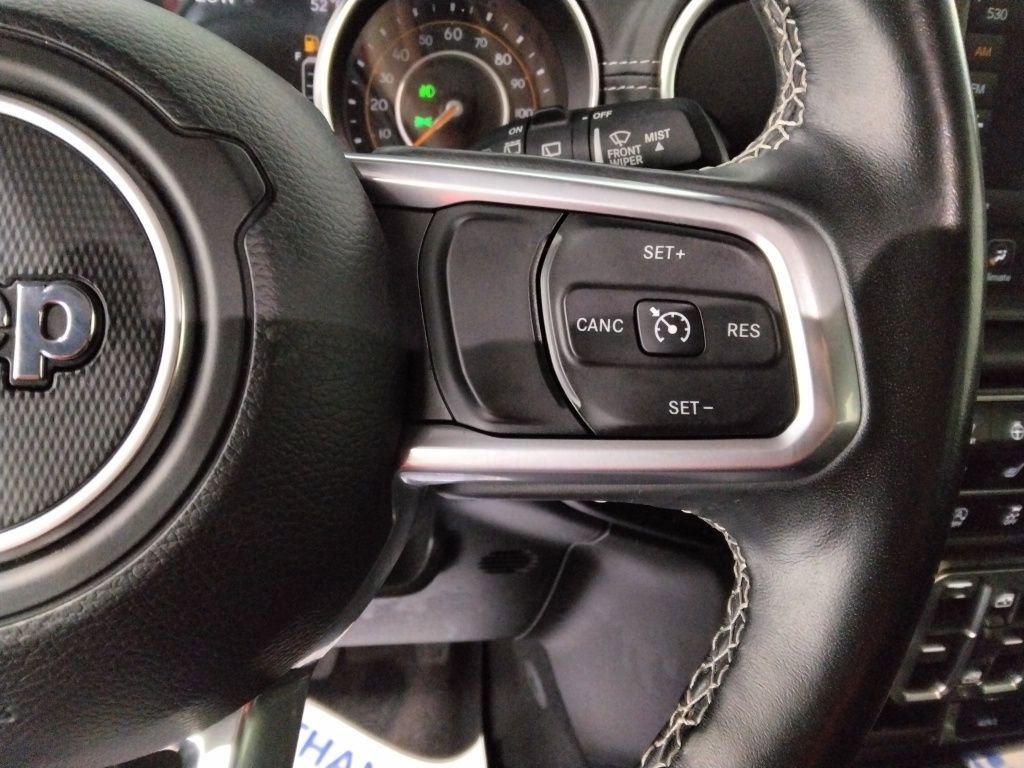 Used 2021 Jeep Wrangler Unlimited Sahara w/ Uconnect 4C Nav & Sound Group image 14