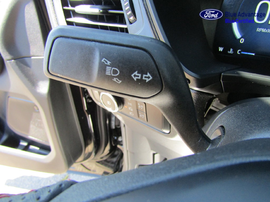 Used 2023 Ford Escape ST-Line Elite w/ Premium Technology Package AWD/4WD image 34